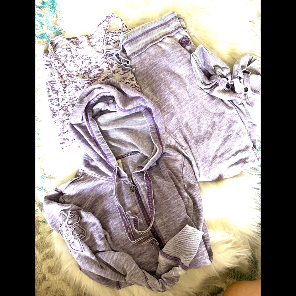 Le Verde Zip Hoodie, Capri & Tank Set Size S